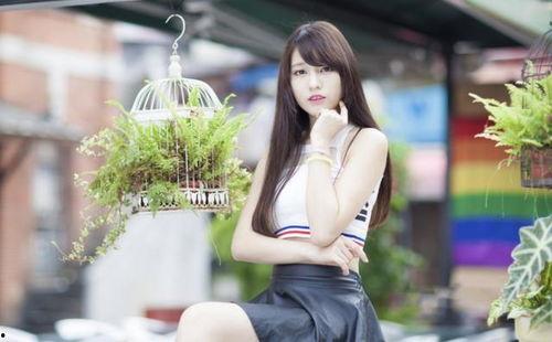 娱乐圈文虐男,他为她付出一切，却终究落得凄凉收场