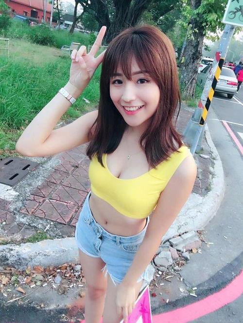 女主播 秀妮,直播界的璀璨明星