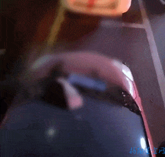 男人嘘嘘搞笑视频