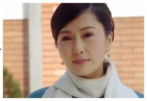 张玉嬿的生活照,尽显优雅魅力，岁月静好